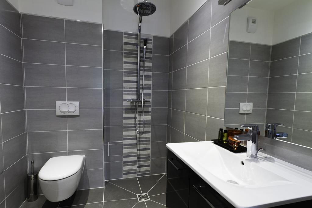 Hotel Les Petits Oreillers Saint-Martin-d'Ardeche Bilik gambar