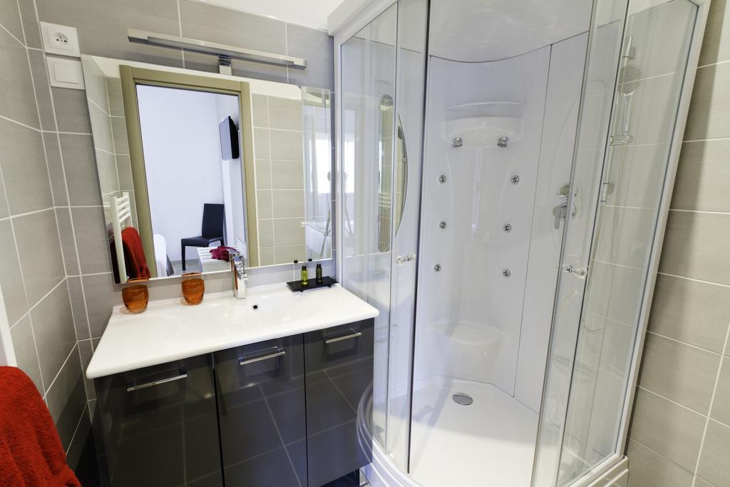 Hotel Les Petits Oreillers Saint-Martin-d'Ardeche Bilik gambar