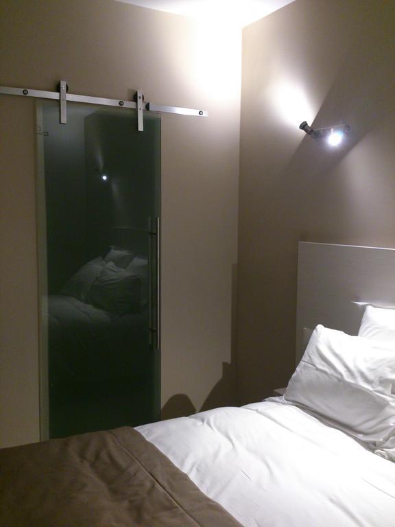 Hotel Les Petits Oreillers Saint-Martin-d'Ardeche Bilik gambar