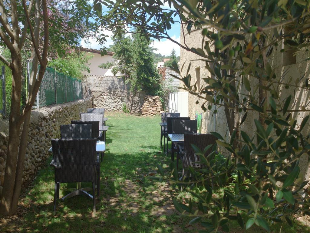 Hotel Les Petits Oreillers Saint-Martin-d'Ardeche Luaran gambar