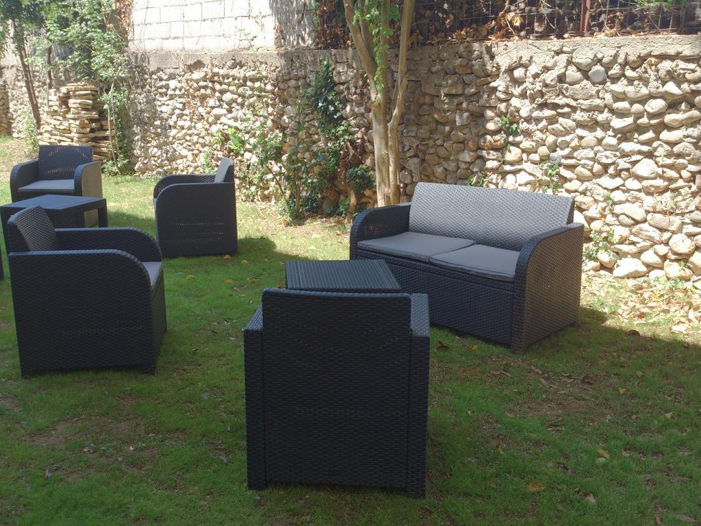 Hotel Les Petits Oreillers Saint-Martin-d'Ardeche Luaran gambar