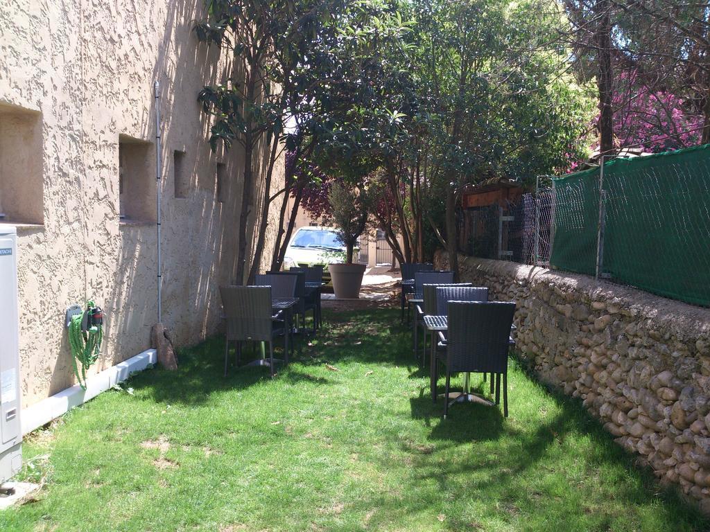 Hotel Les Petits Oreillers Saint-Martin-d'Ardeche Luaran gambar
